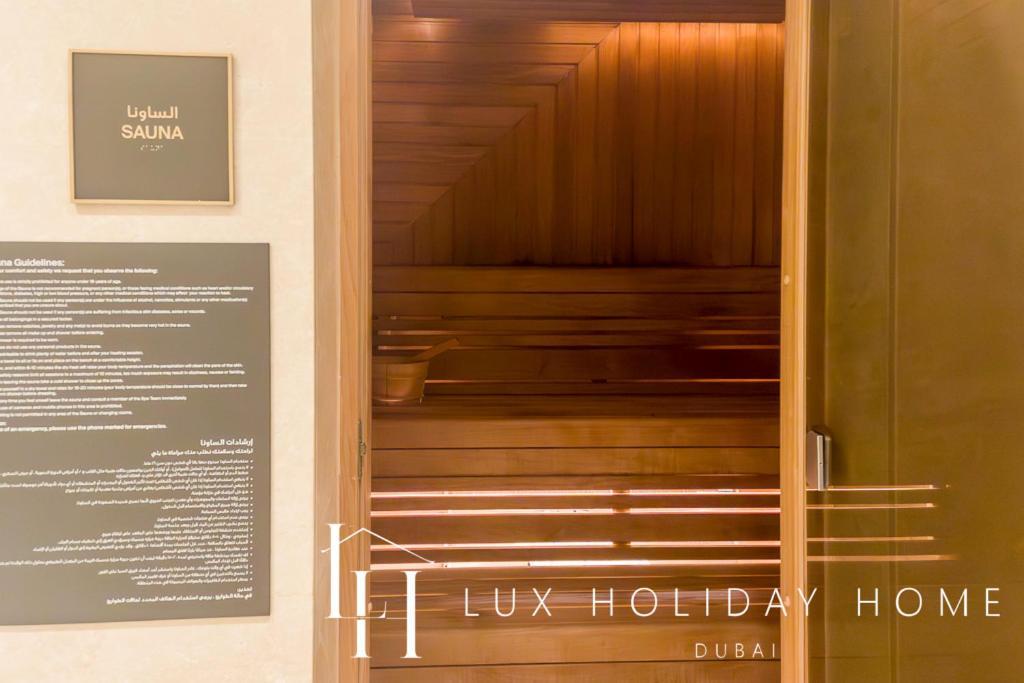 Lux Iconic Views At The Palm Tower Suite 2 Dubai Exterior foto